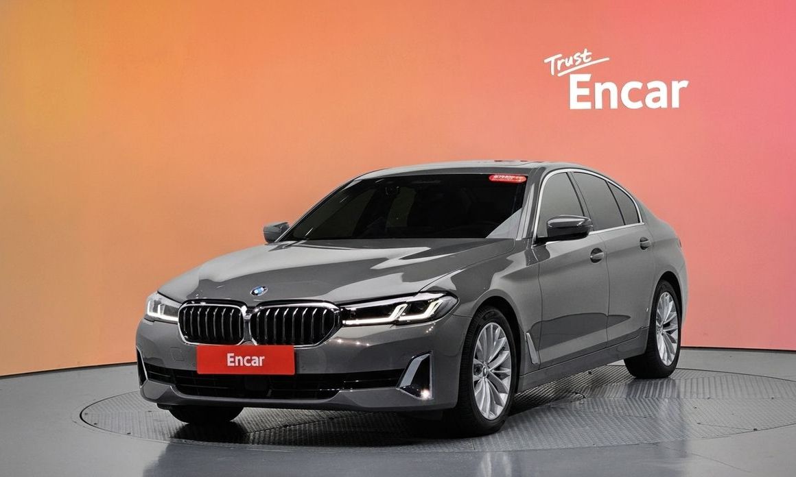 BMW 5-Series 2022
