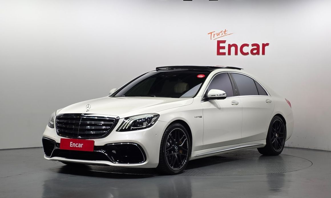 Mercedes-Benz S-Class 2020