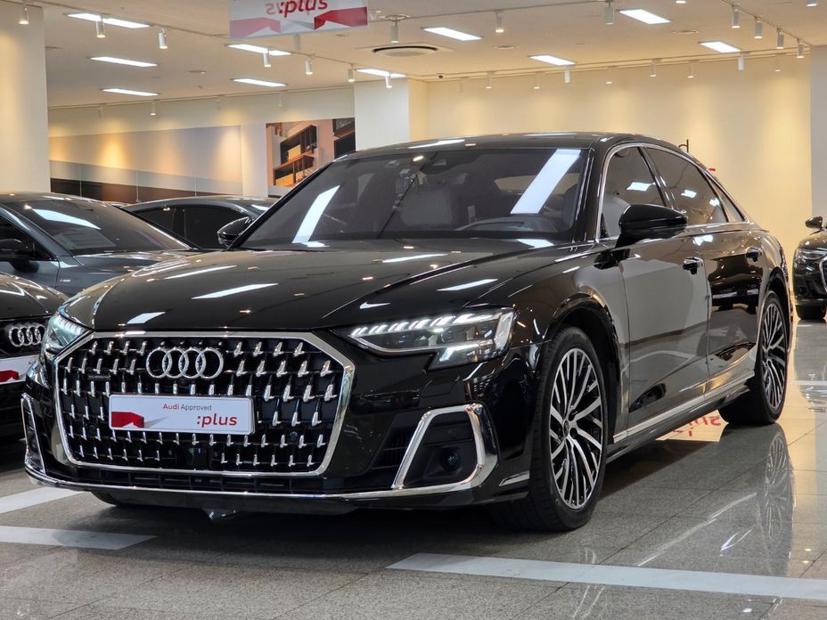 Audi A8 2023
