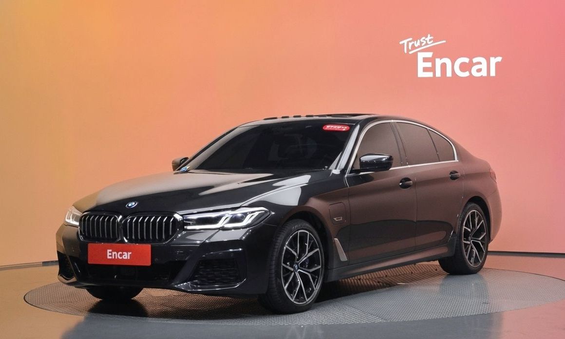 BMW 5-Series 2022