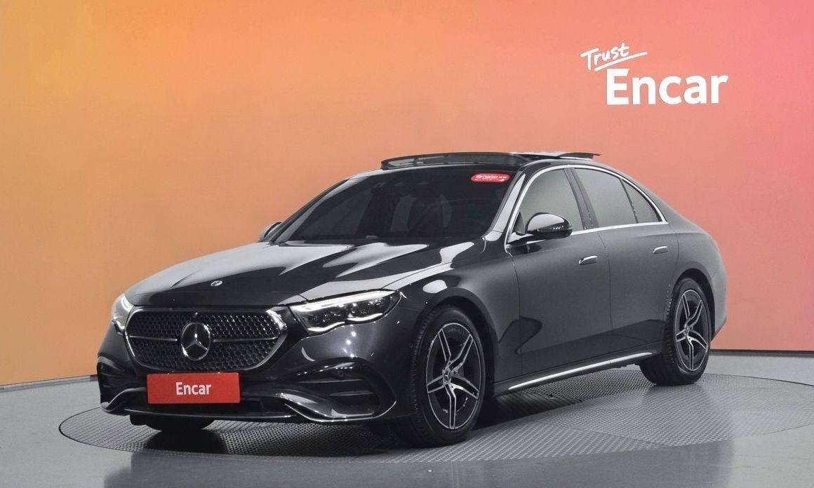 Mercedes-Benz E-Class 2024