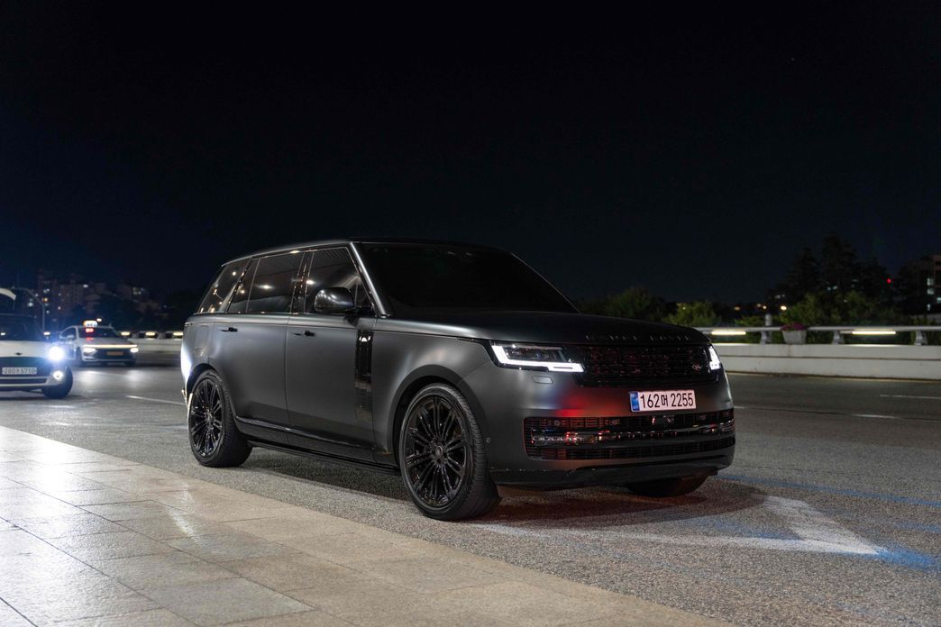 Land Rover Range Rover 2023