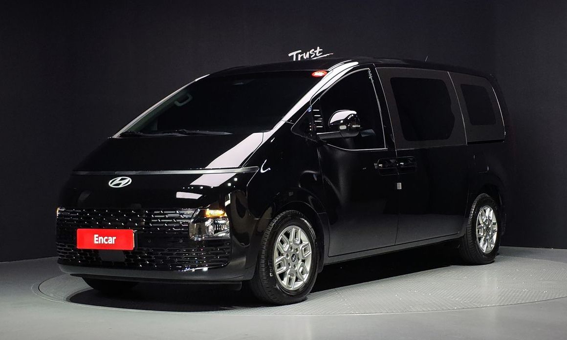 Hyundai Staria 2025