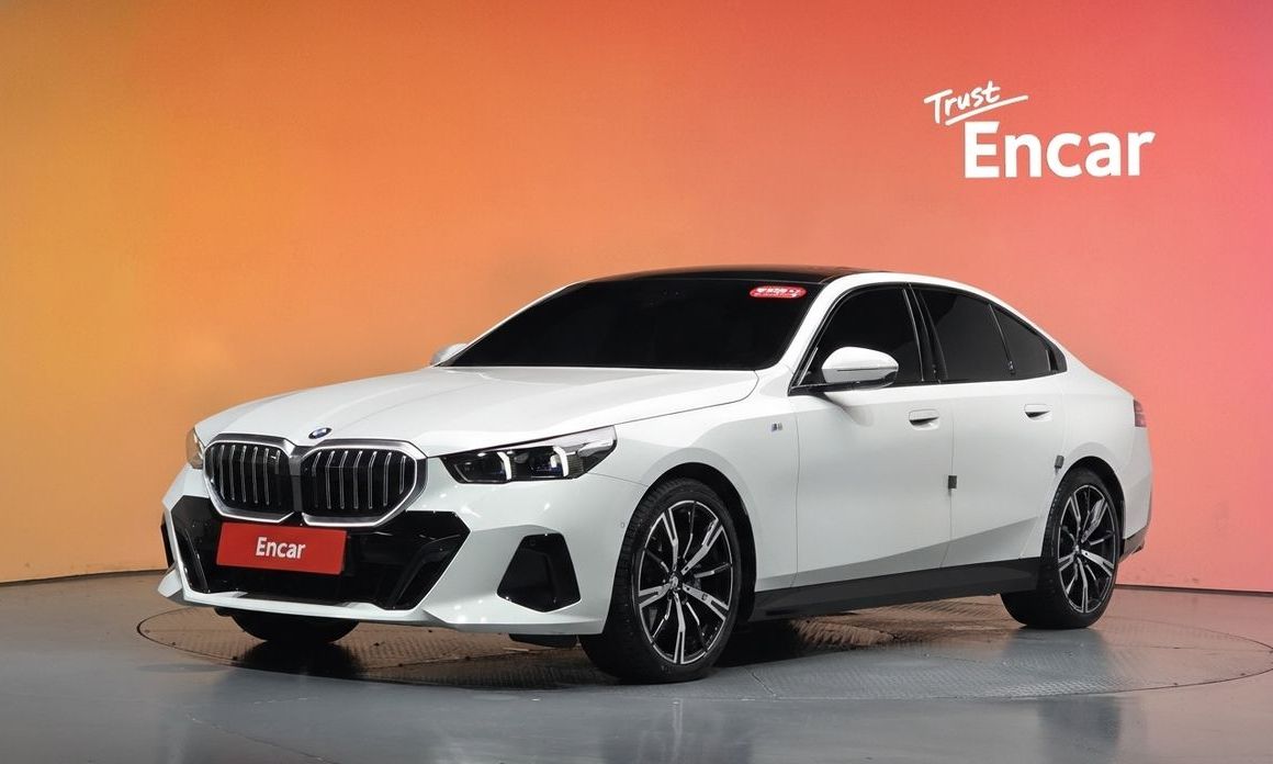 BMW 5-Series 2025