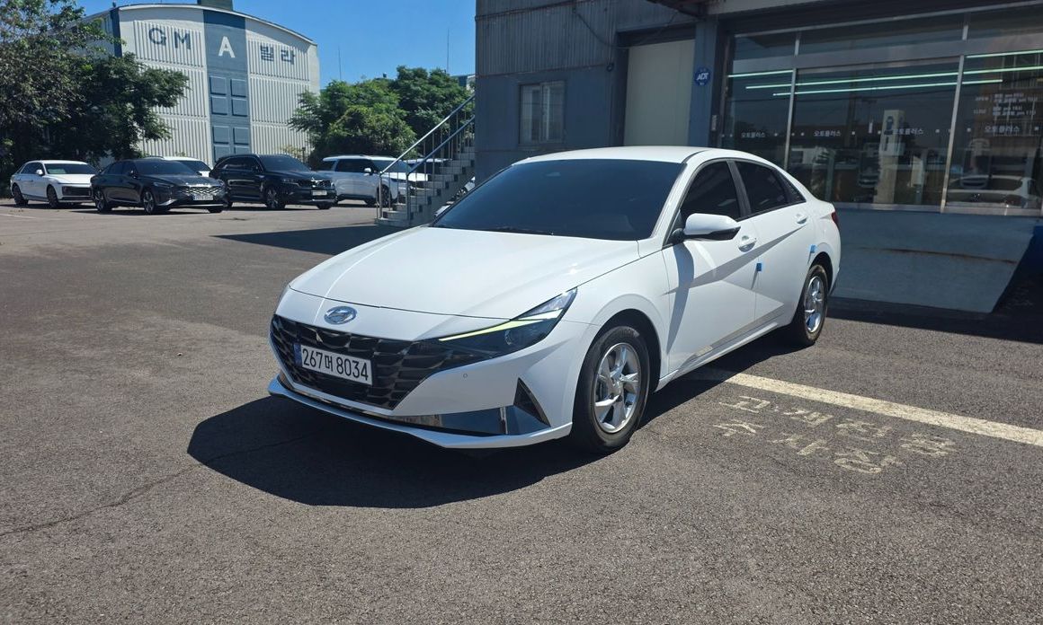 Hyundai AVANTE 2021