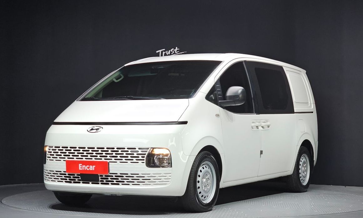 Hyundai Staria 2023