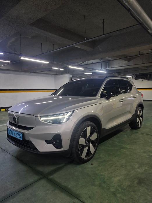 Volvo XC40 2024