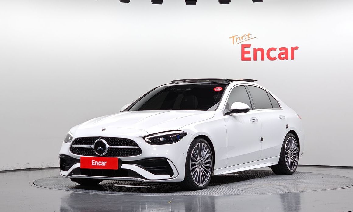 Mercedes-Benz C-Class 2024