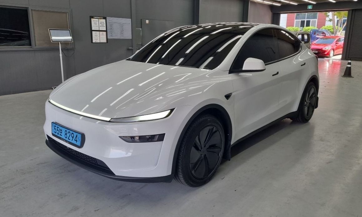 Tesla Model Y 2026