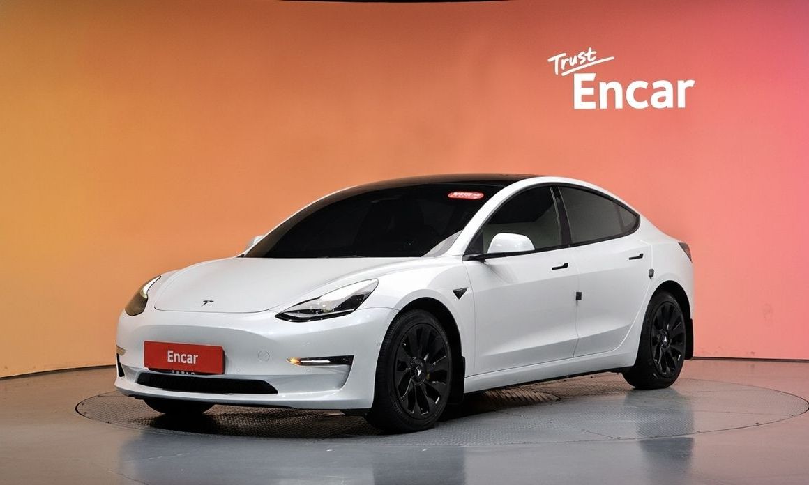 Tesla Model 3 2022
