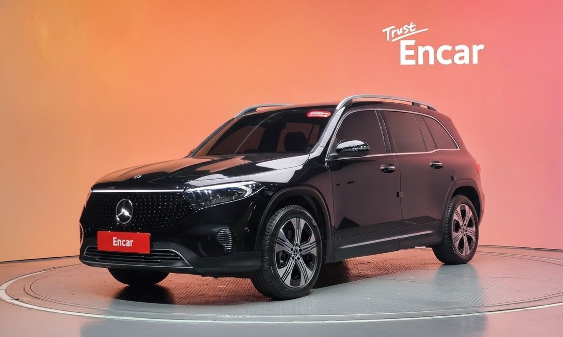 Mercedes-Benz EQB 2026
