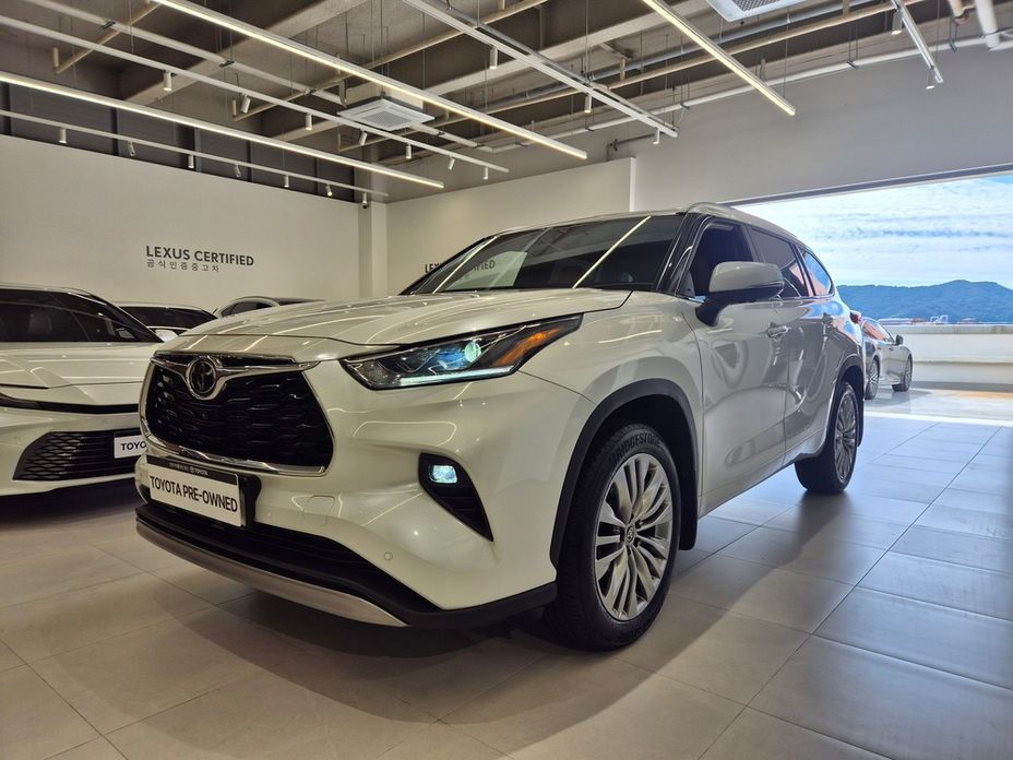 Toyota Highlander 2025