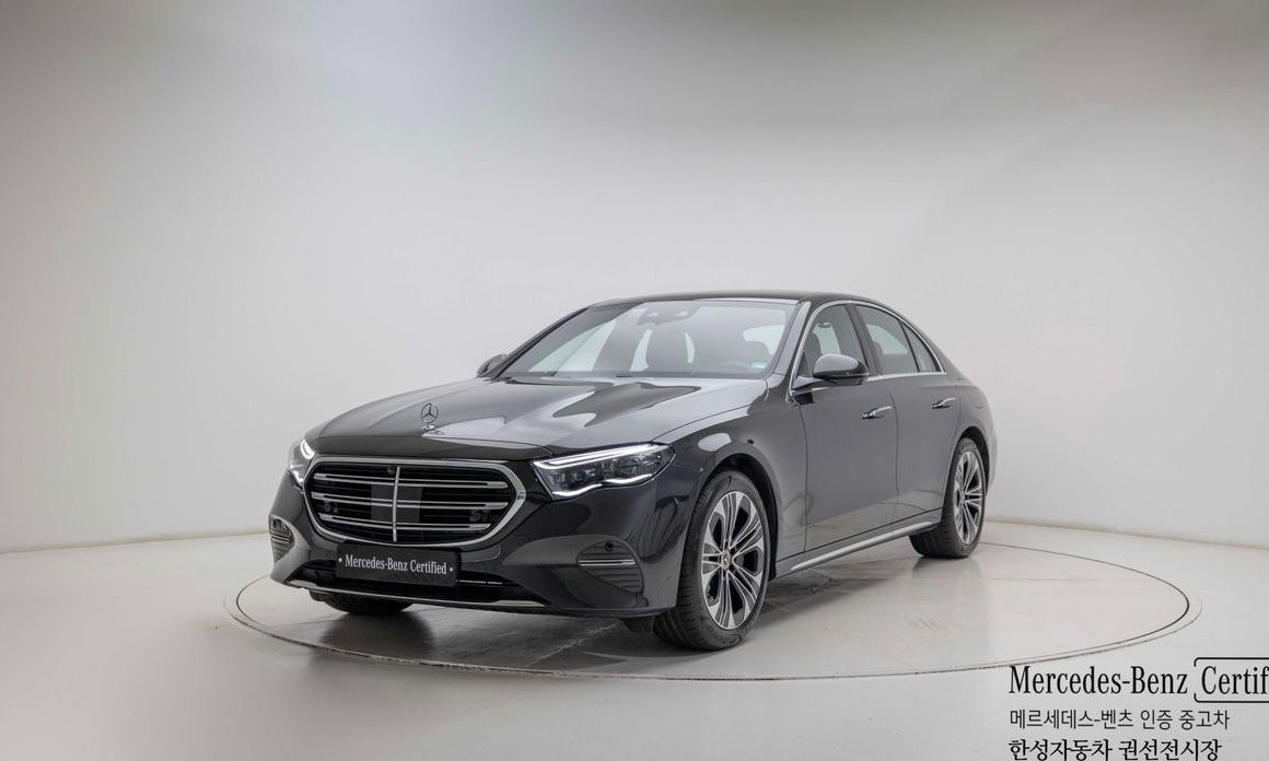 Mercedes-Benz E-Class 2025