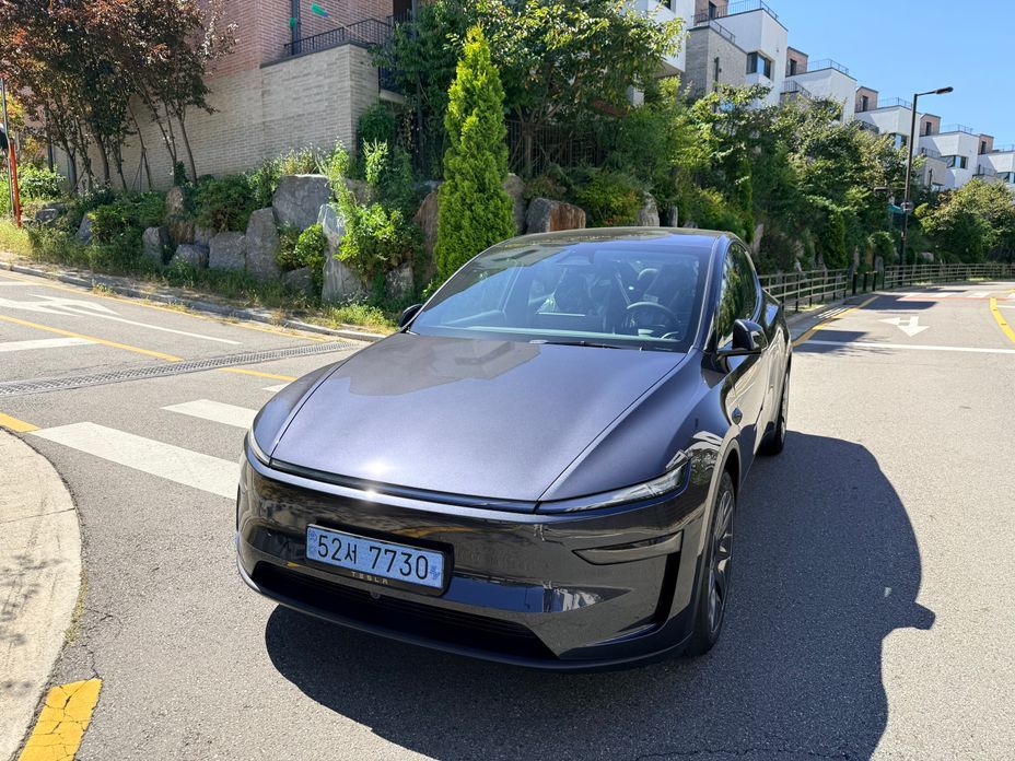 Tesla Model Y 2026