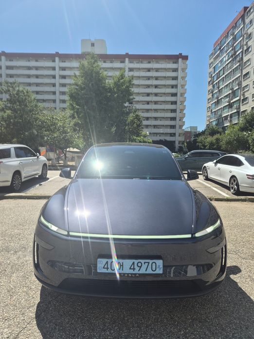 Tesla Model Y 2026