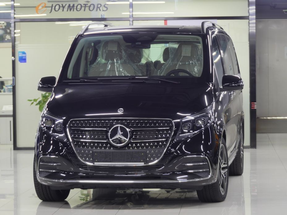 Mercedes-Benz V-Class 2025