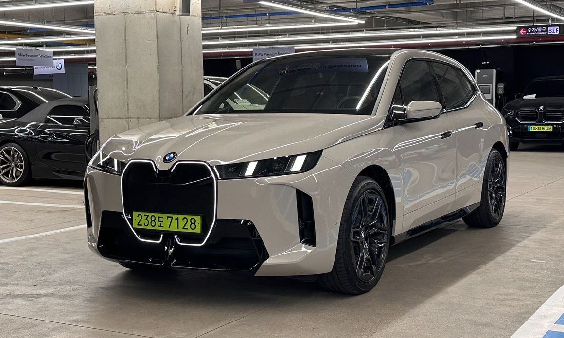 BMW iX 2026