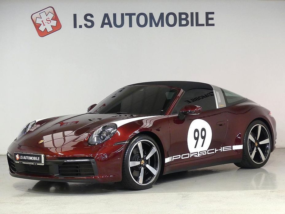 Porsche 911 2021