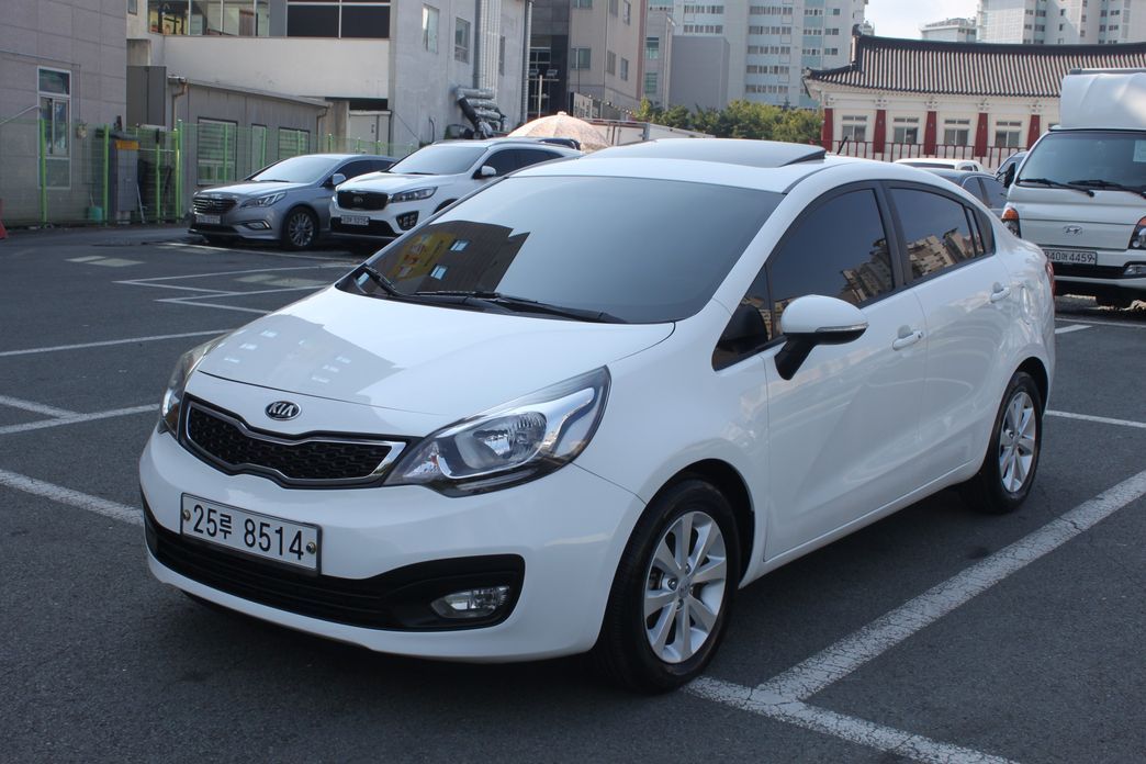 Kia pride 2014