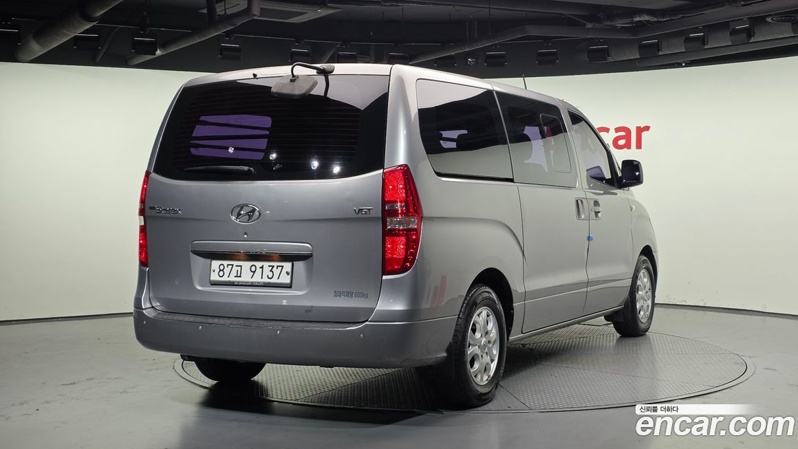 Hyundai Starex 2015