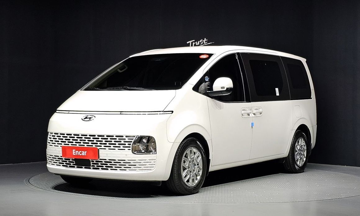 Hyundai Staria 2024