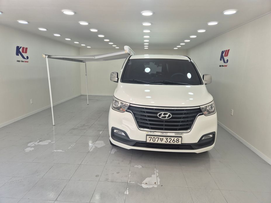 Hyundai Starex 2021