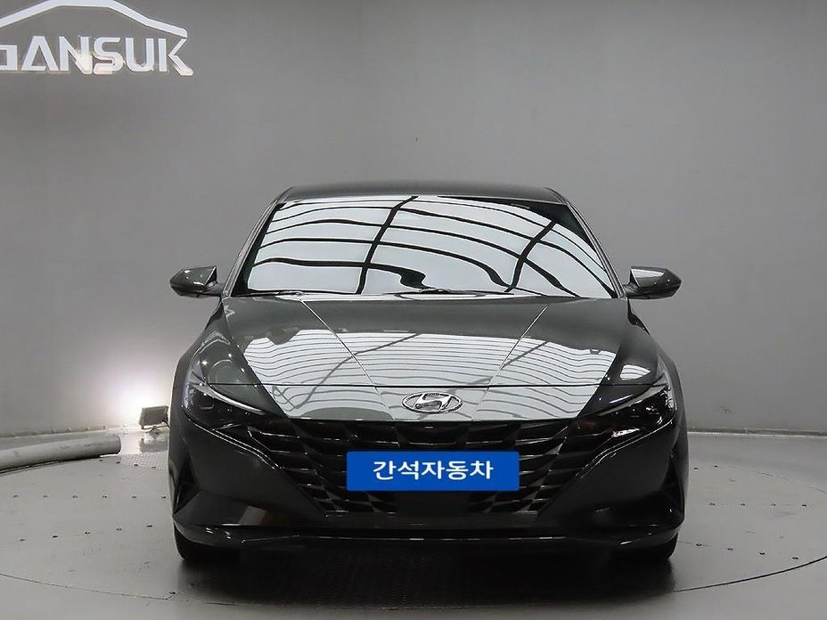 Hyundai AVANTE 2021