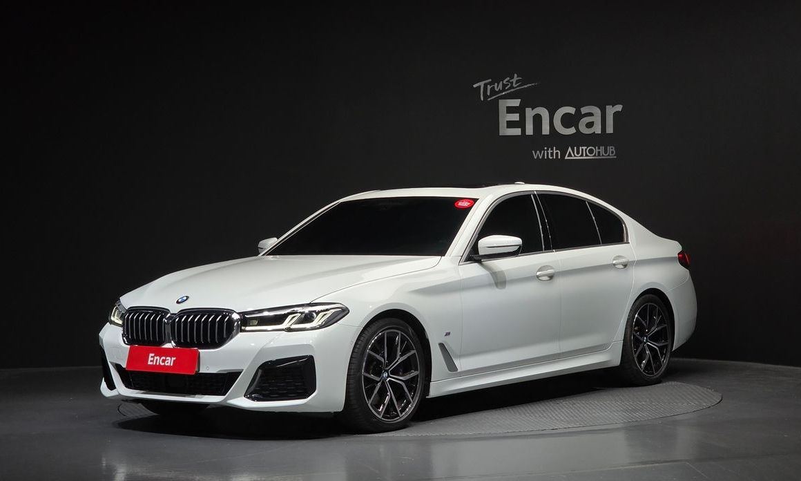BMW 5-Series 2021