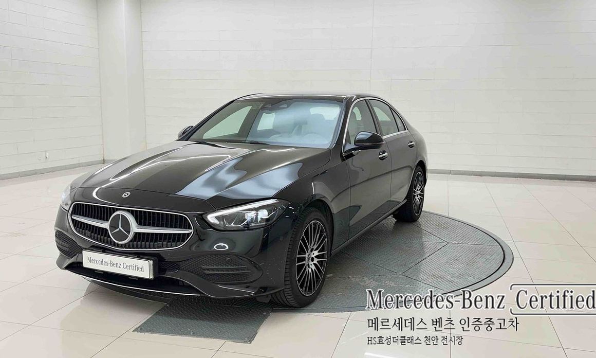 Mercedes-Benz C-Class 2026
