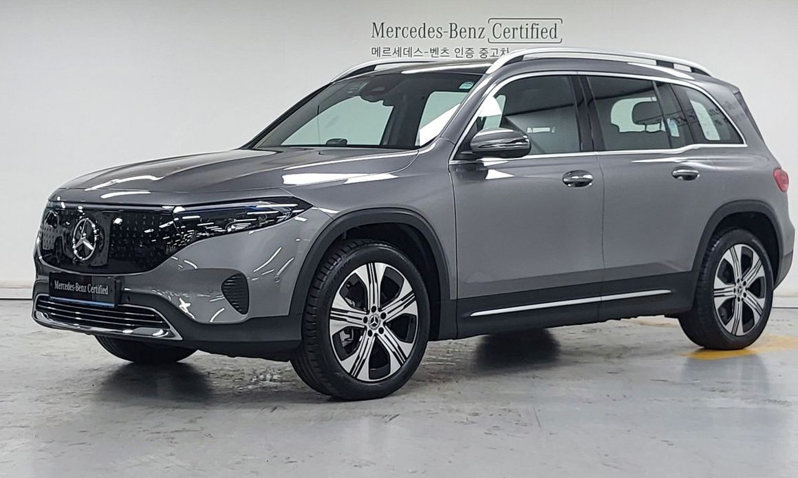 Mercedes-Benz EQB 2026