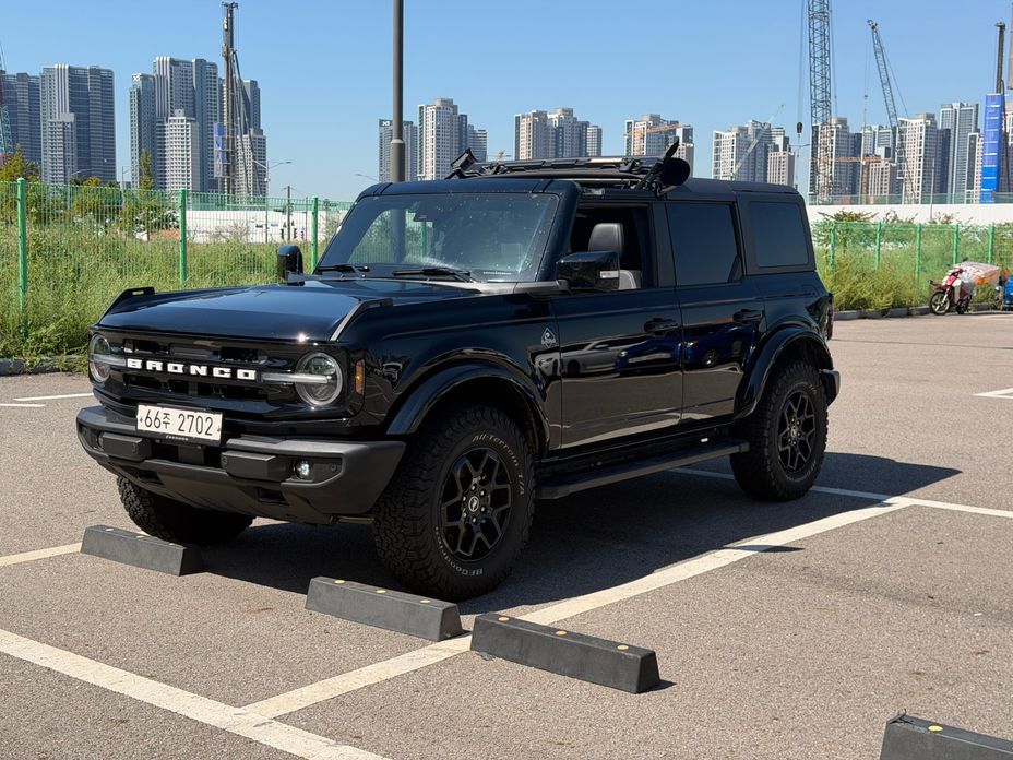 Ford Bronco 2023