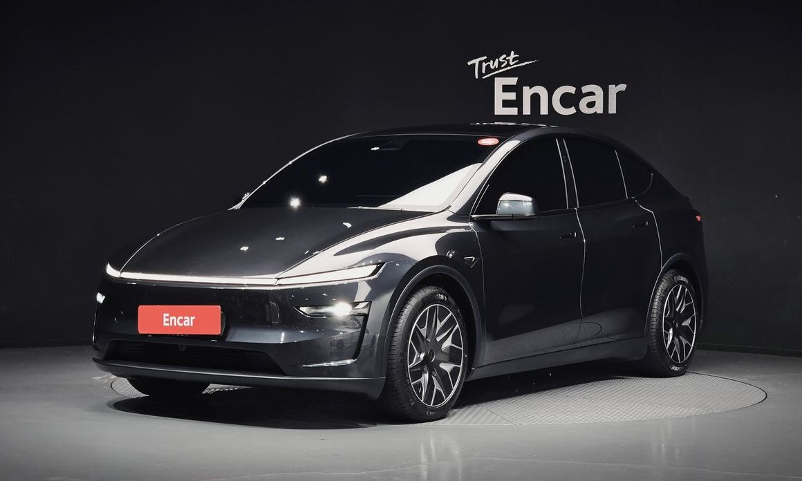 Tesla Model Y 2026