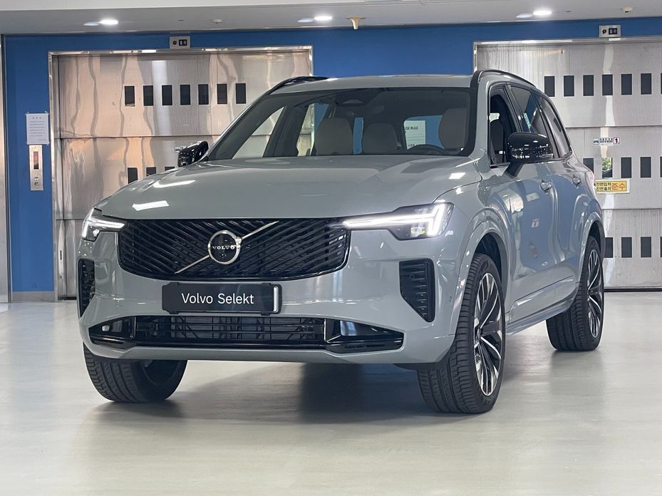 Volvo XC90 2025