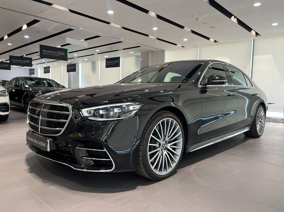 Mercedes-Benz S-Class 2026