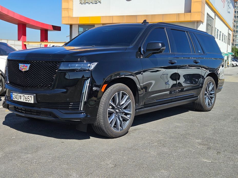 Cadillac Escalade 2024