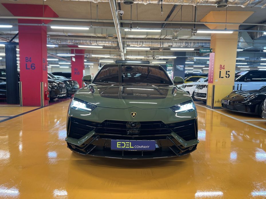 Lamborghini Urus 2023