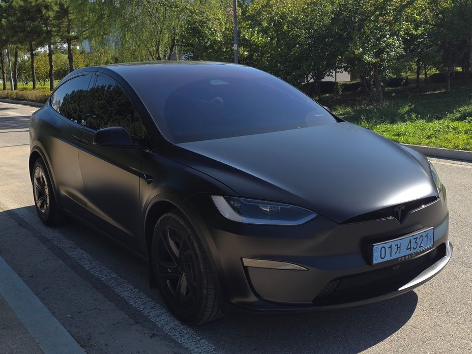 Tesla Model X 2026