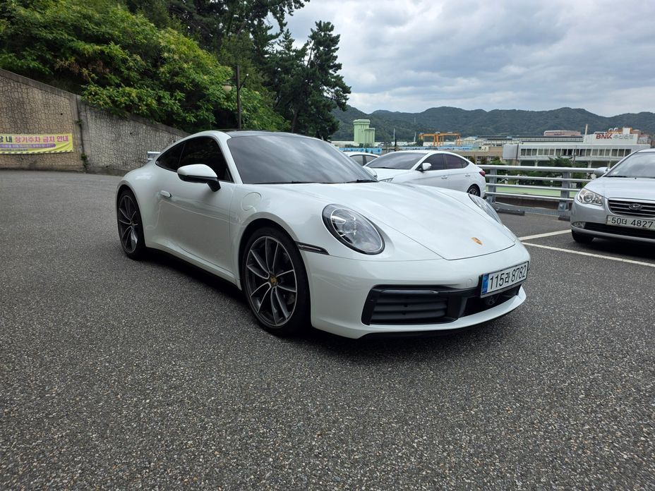 Porsche 911 2024