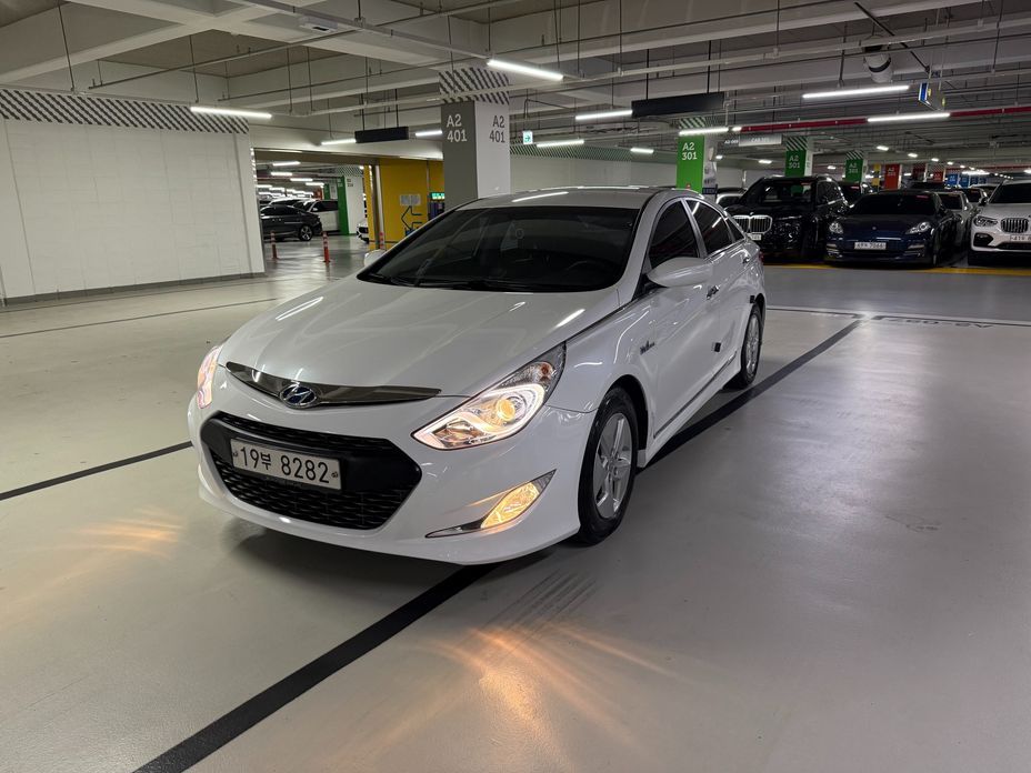 Hyundai Sonata 2012