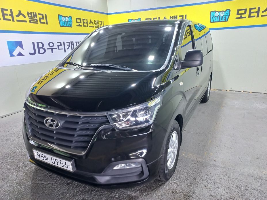 Hyundai Starex 2019