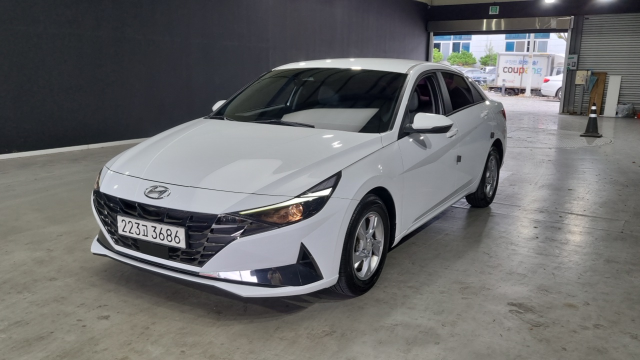 Hyundai AVANTE 2021