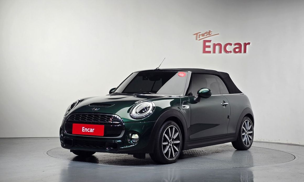 Mini Cooper Convertible 2018