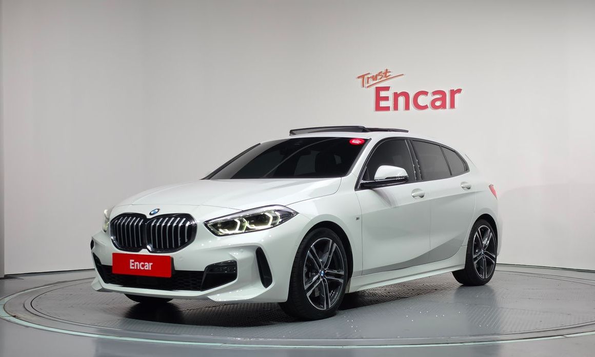 BMW 1-Series 2023