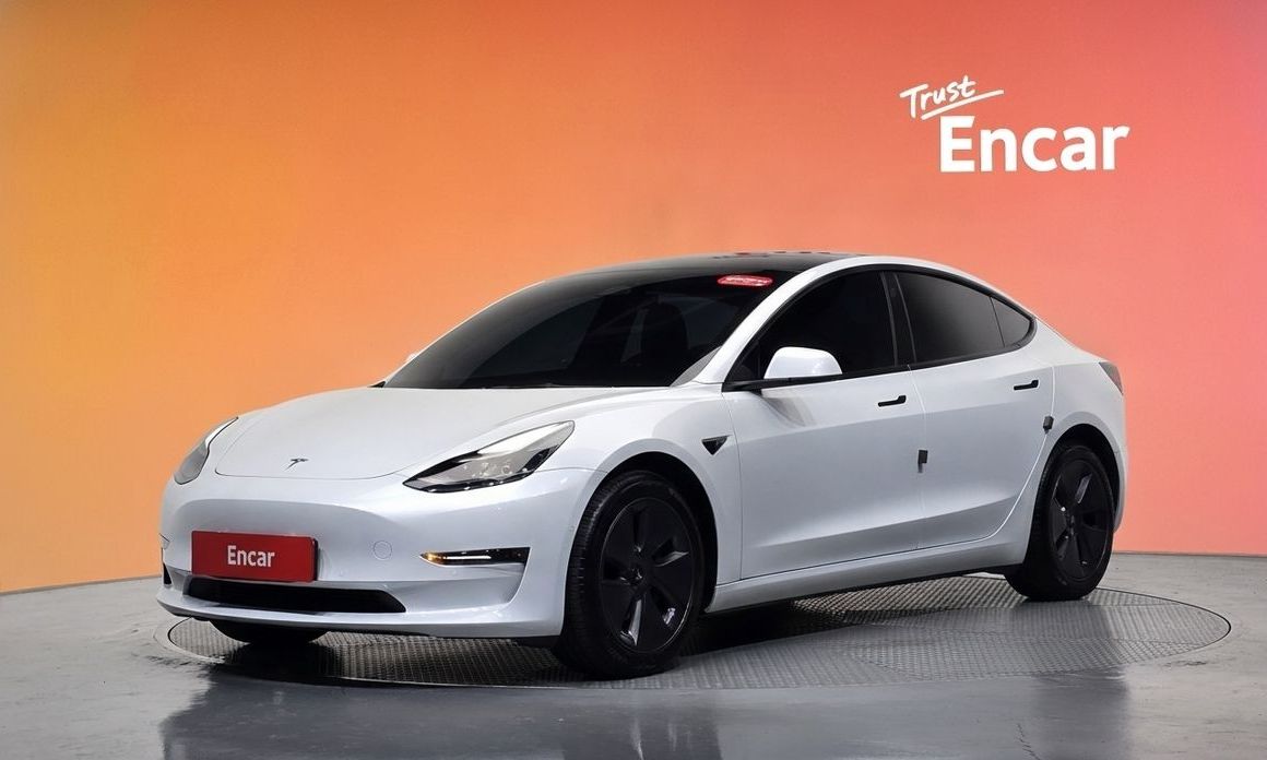 Tesla Model 3 2022