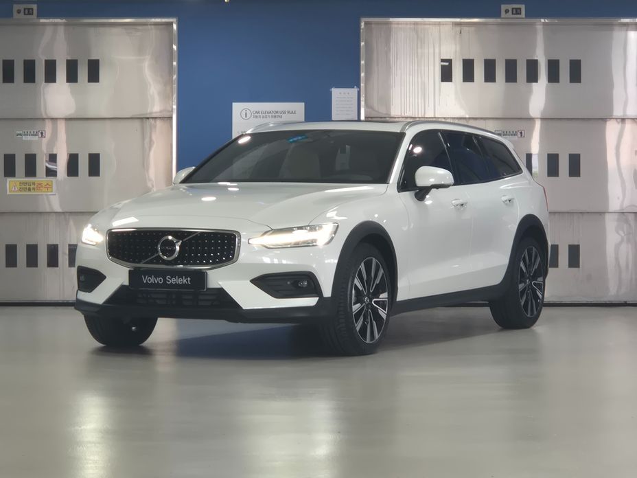 Volvo V60 2026