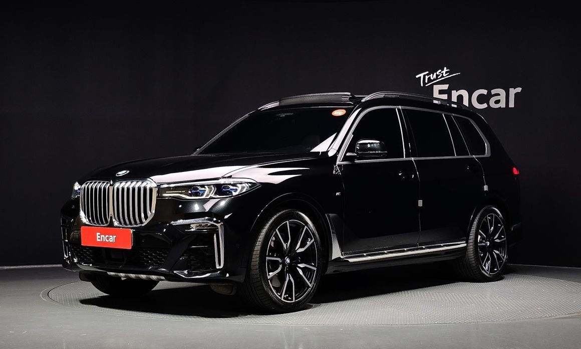 BMW X7 2021