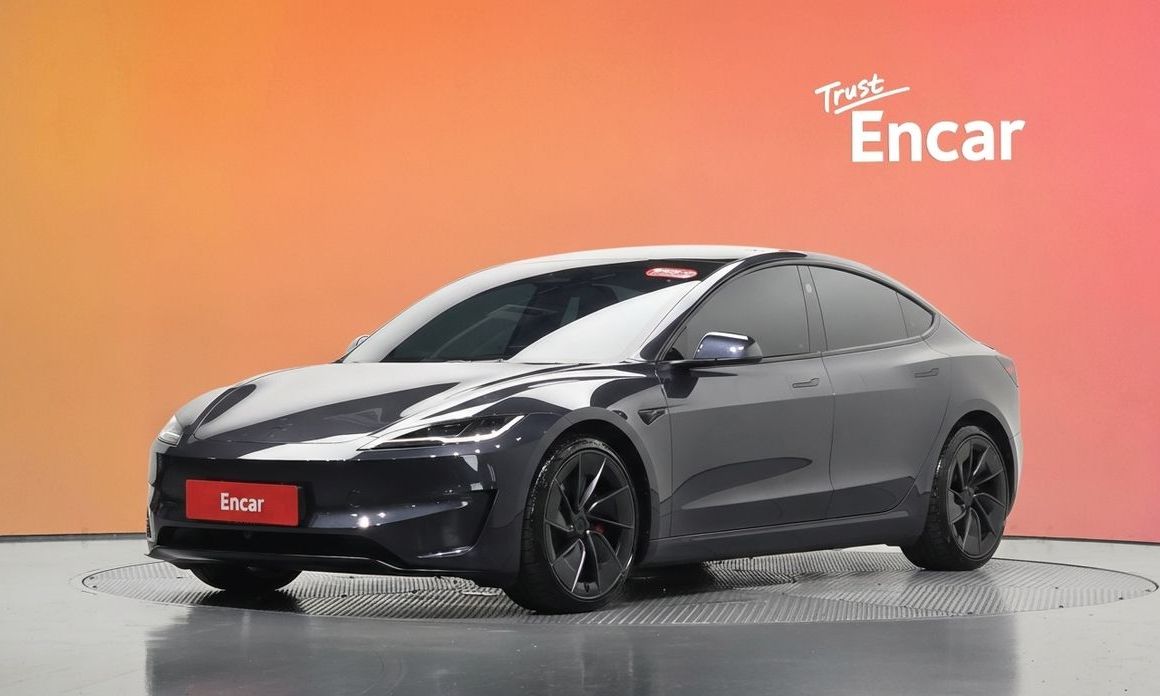 Tesla Model 3 2026