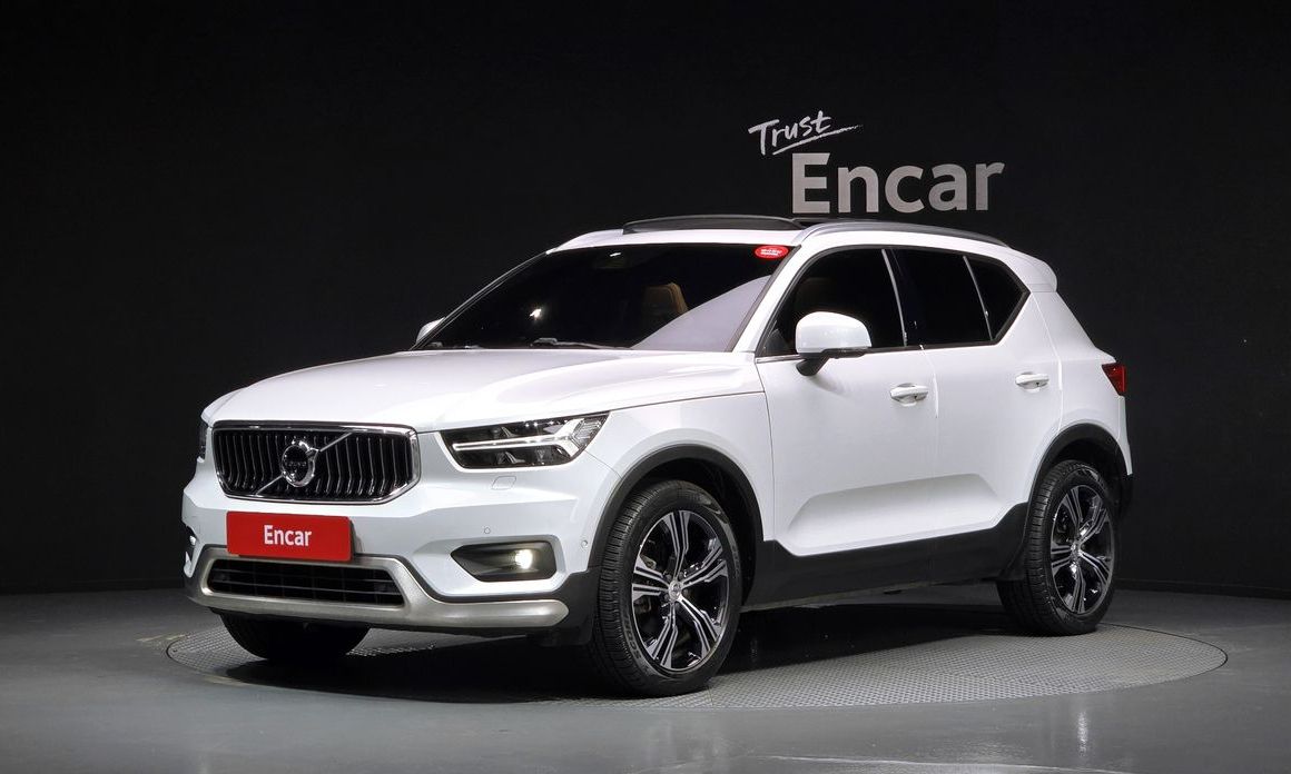 Volvo XC40 2021