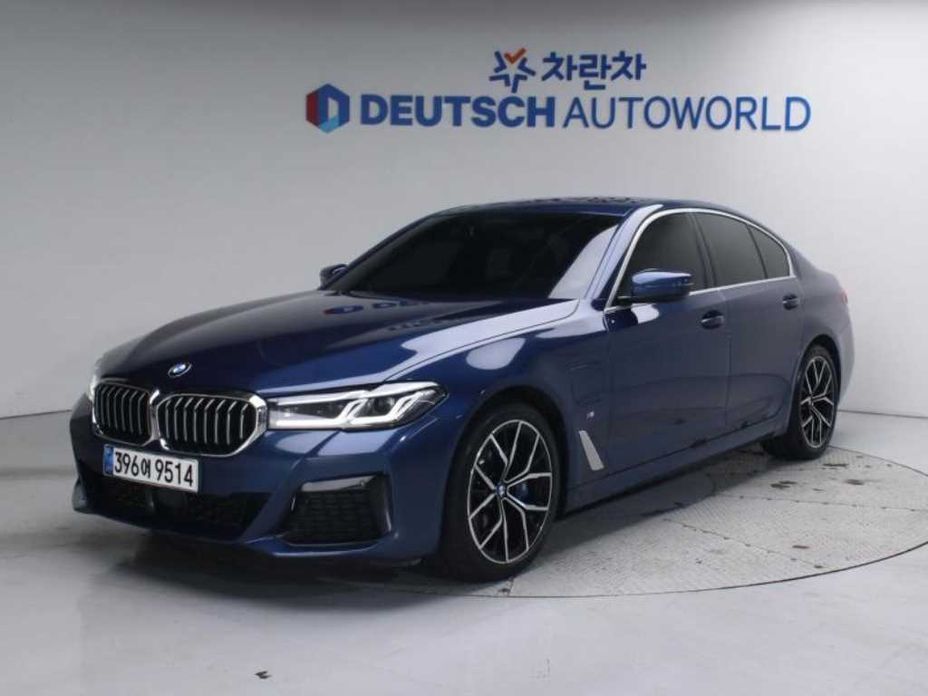 BMW 5-Series 2021