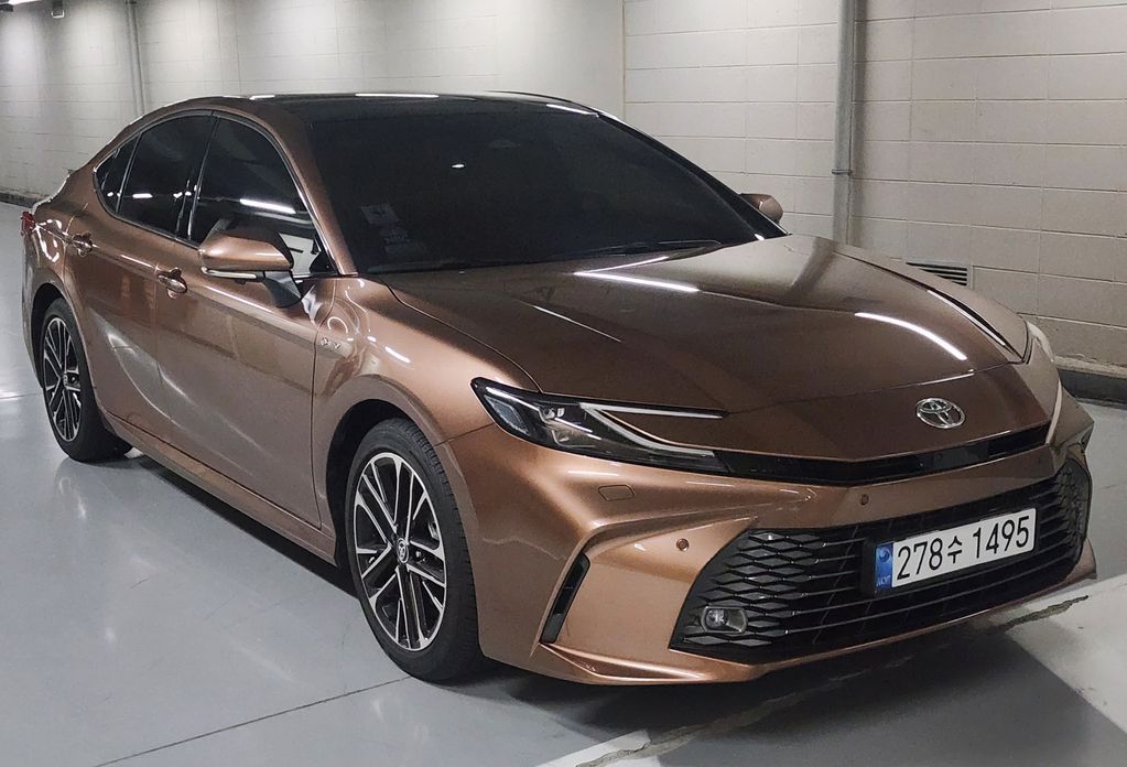 Toyota Camry 2025